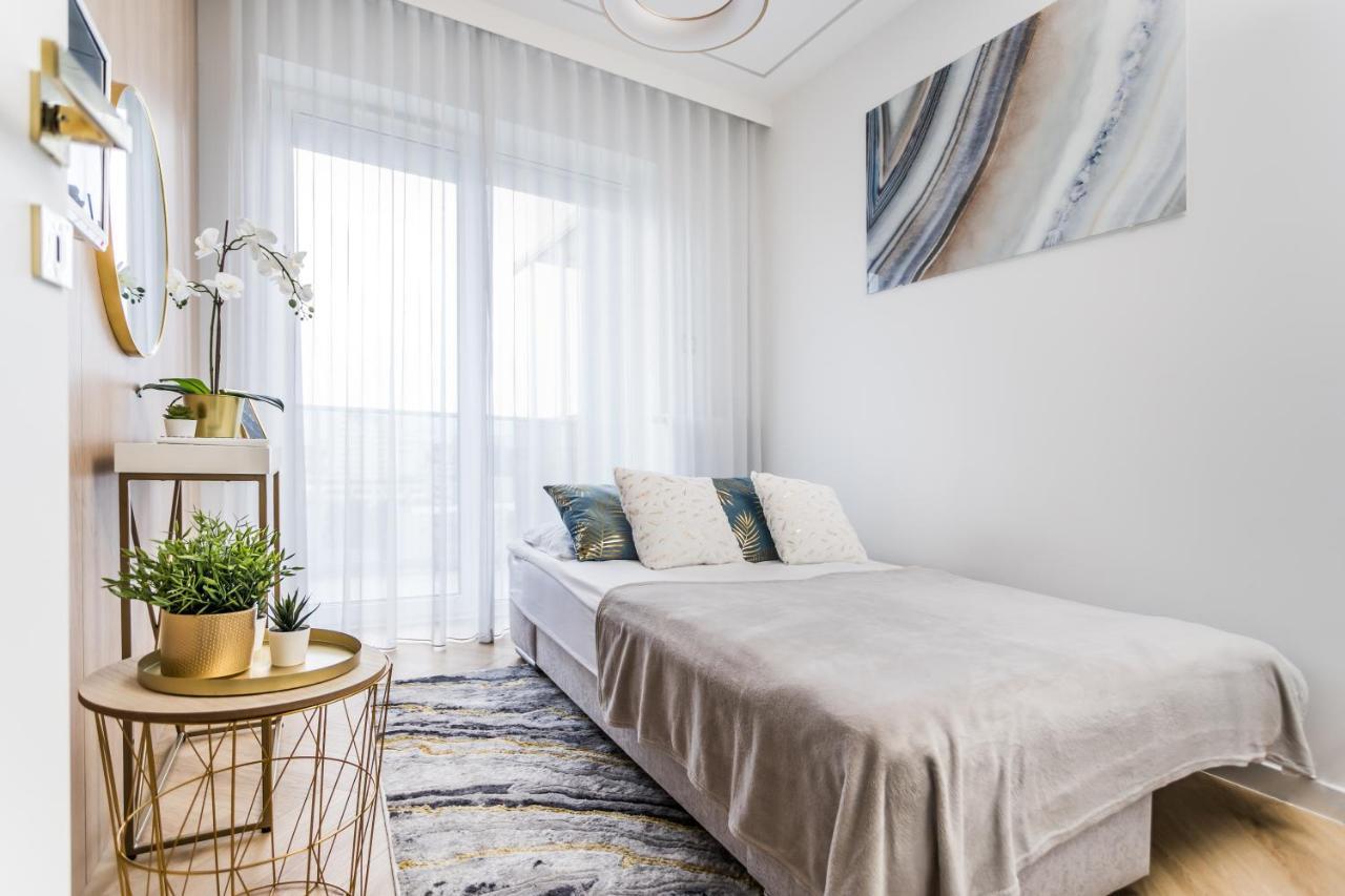 Resinest Apartamenty Jurowiecka J17 Białystok Esterno foto